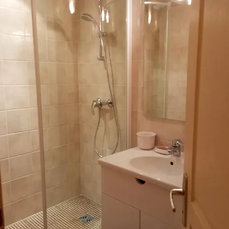 Cosy 4 Pers, Enchastrayes, Non-fumeur, Services Optionnels - Fr-1-165a-197 Apartman Enchastrayes